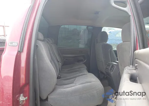 2004 Chevrolet Silverado 2500 Ls z USA, uszkodzony, nr VIN 1GCGC23U04F193284